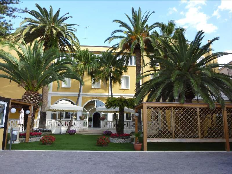 Mediterraneo Palace Hotel Amantea Exteriér fotografie